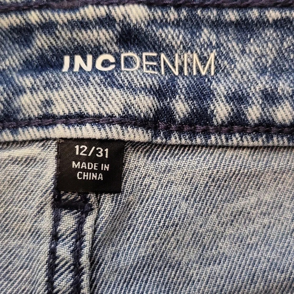 INC Denim Women's Ripped Jean Shorts (Size 12/31) - Picture 6 of 8